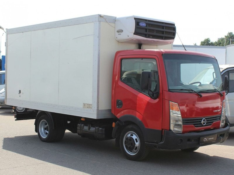 Nissan Cabstar 2010