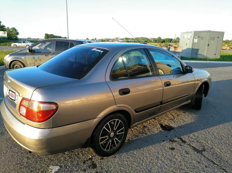 Nissan Almera n16