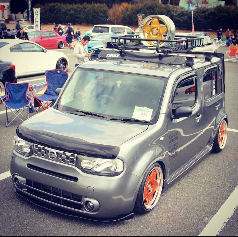 Nissan Cube 2011 stance