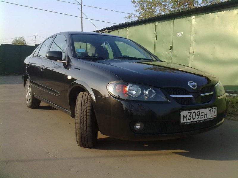 Nissan Almera 2005