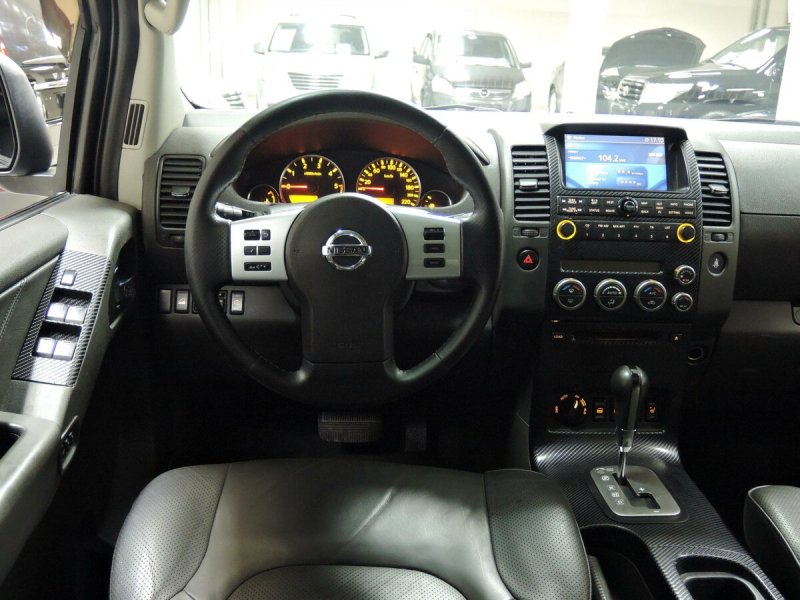 Nissan Pathfinder III 2004 - 2010