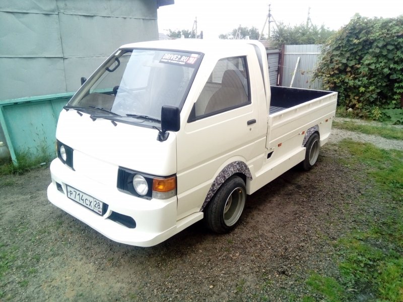 Nissan Vanette Truck Tuning