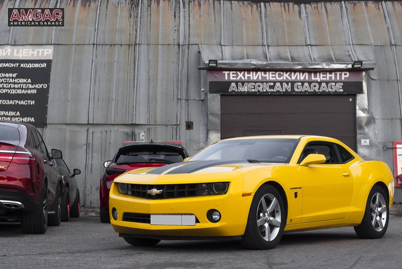 Chevrolet Camaro Black and Yellow