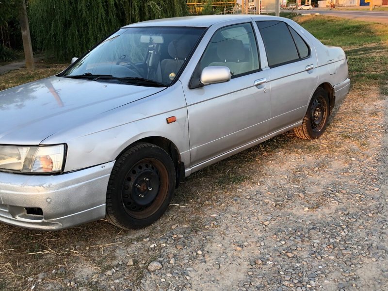 Nissan Bluebird 1998