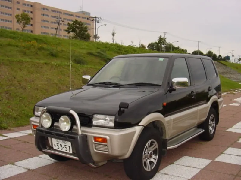 Nissan Mistral jp Tuning