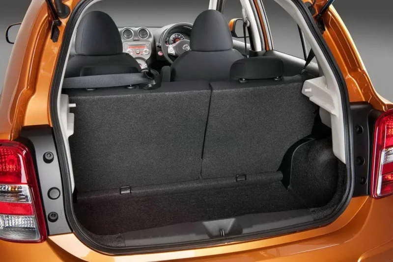 Nissan Micra 2018 багажник