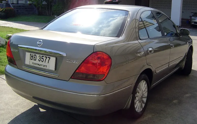 Nissan Sunny 2003