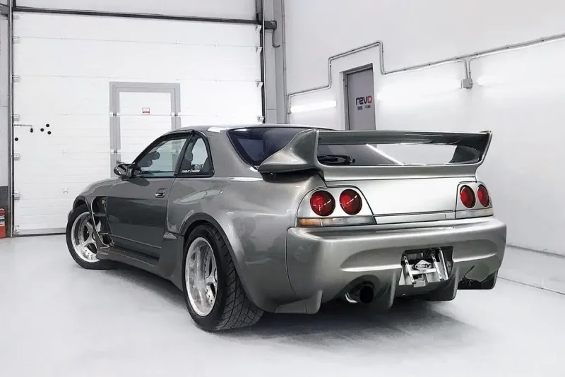 Nissan Skyline r33 gt-r