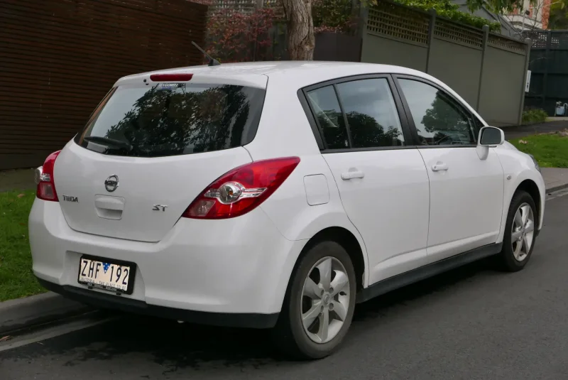 Nissan Tiida 2012