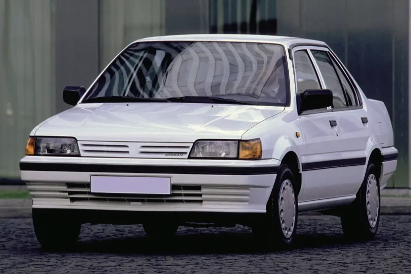 Nissan Sunny b4