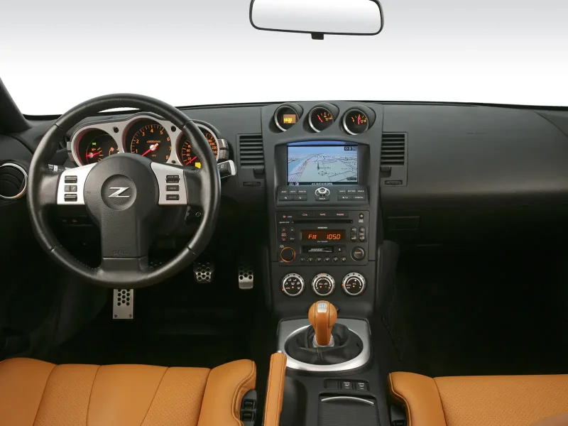Nissan 350z 2005 салон