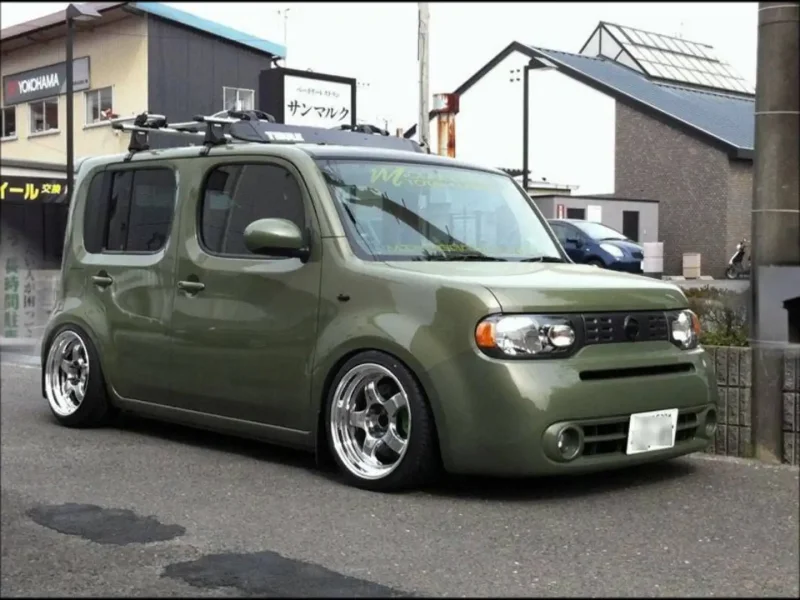 Nissan Cube z12