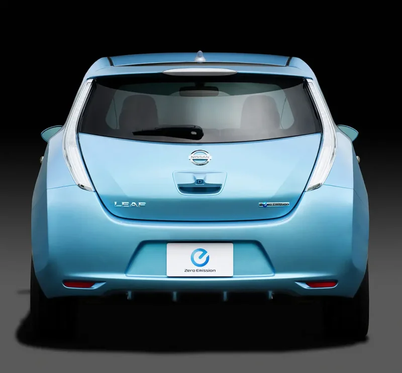 Nissan Leaf 2014 электромобиль
