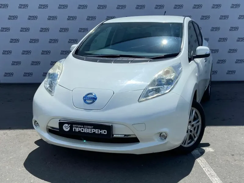 Электроавтомобиль Nissan Leaf 2014