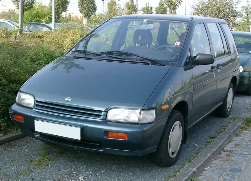 Nissan Prairie II (m11)