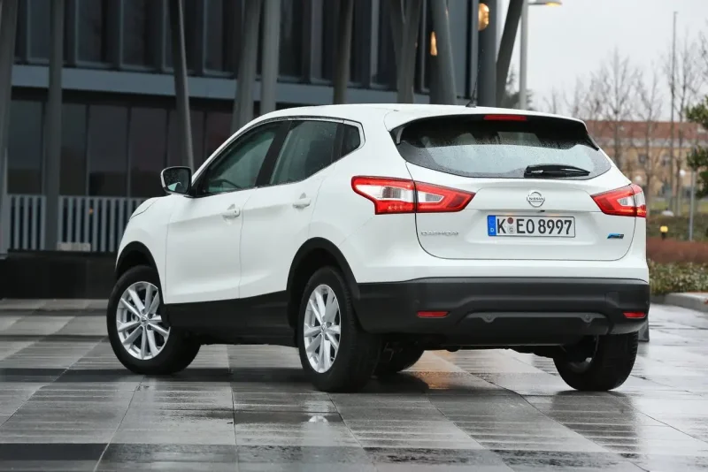 Nissan Qashqai 2014 белый