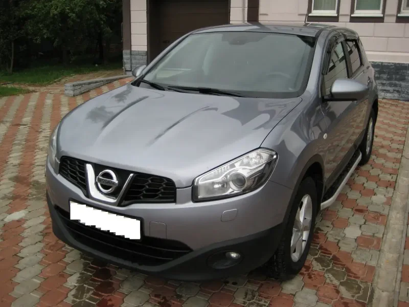 Nissan Qashqai +2 2012 серый