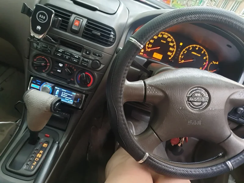 Nissan Sunny 1999 салон