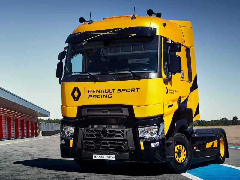 Renault t-Series 2017