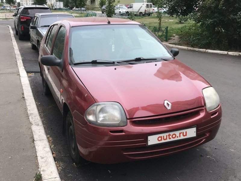 Renault Clio 2000