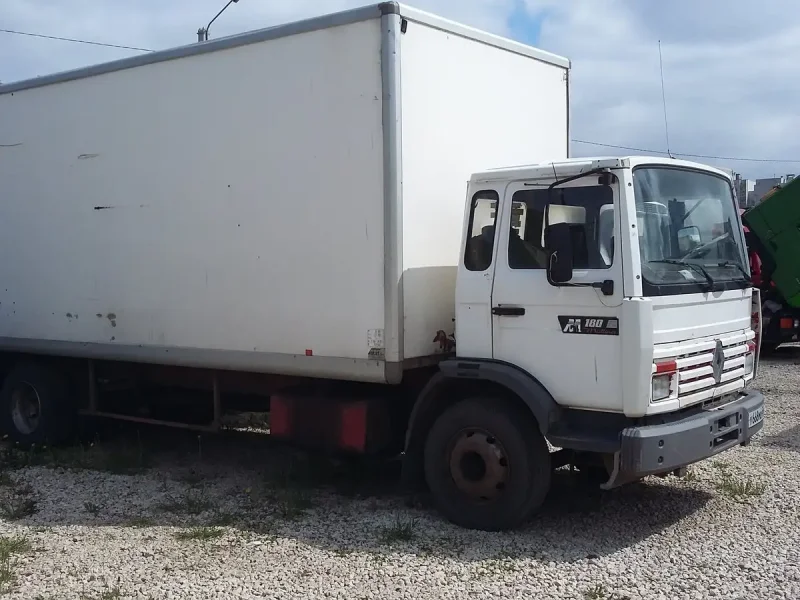 Renault Midliner