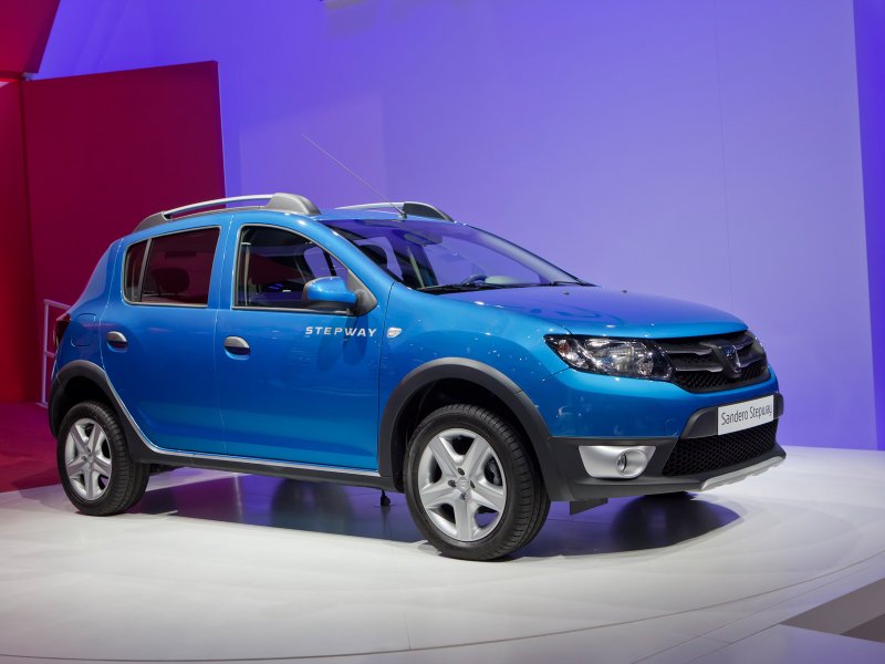 Renault Sandero Stepway модель 1 43