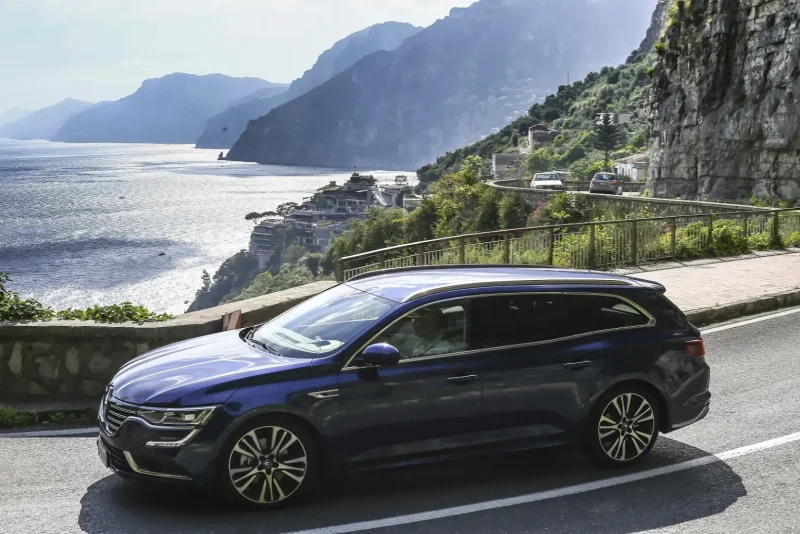 Renault Talisman 2022 универсал