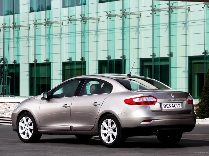 Renault Fluence sedan