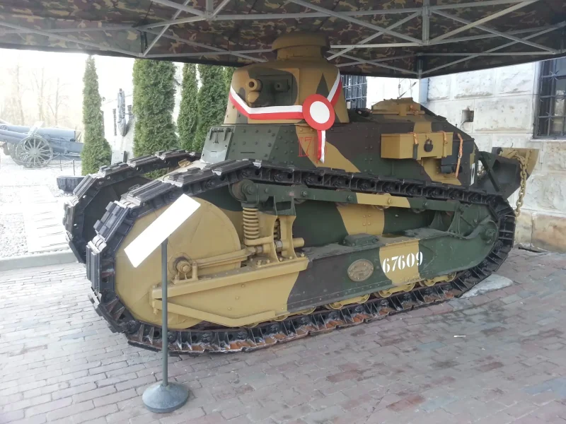 Танк Рено ФТ 17 В польской армии