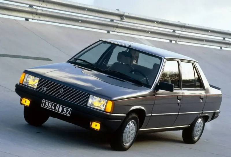 Renault 9