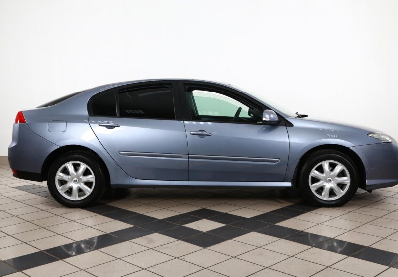 Renault Laguna 2010