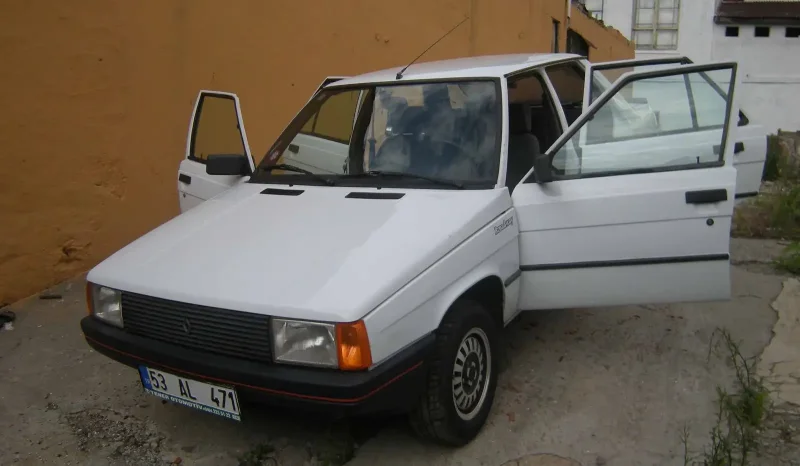 Renault 9 1982