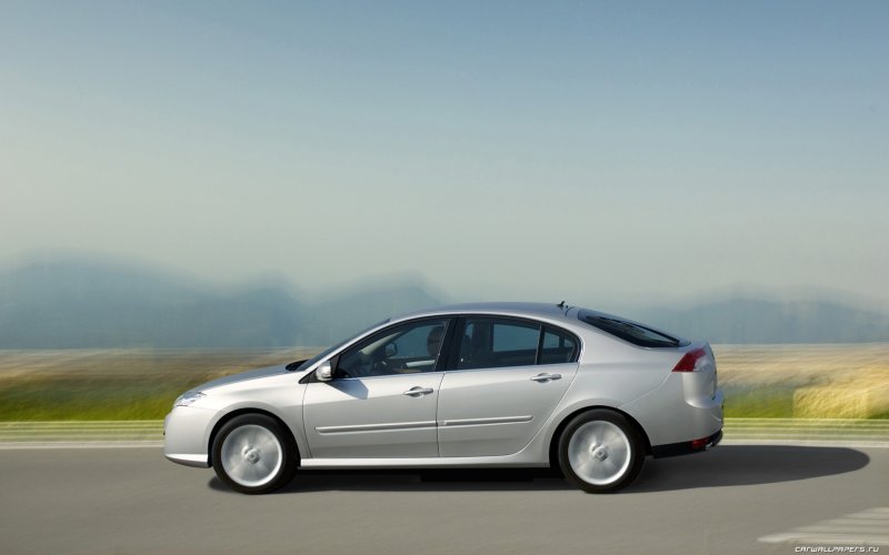 Renault Laguna 3 Coupe