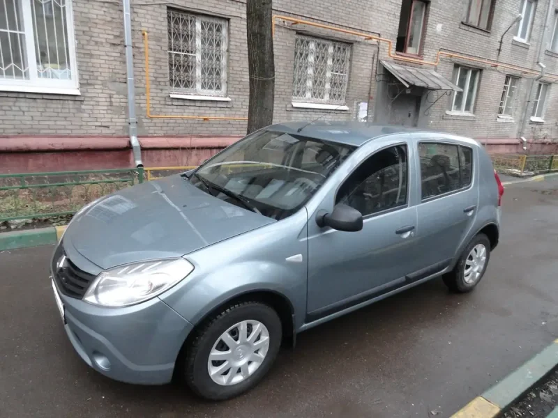 Renault Sandero 1.4 МТ, 2010,