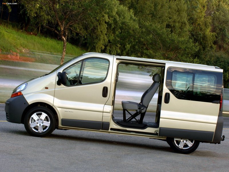 Renault Trafic (минивэн) (2001-2013)