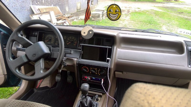 Renault 5 Alpine Interior