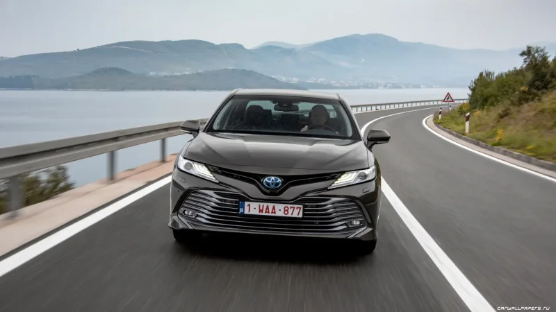 Toyota Camry Hybrid 2019