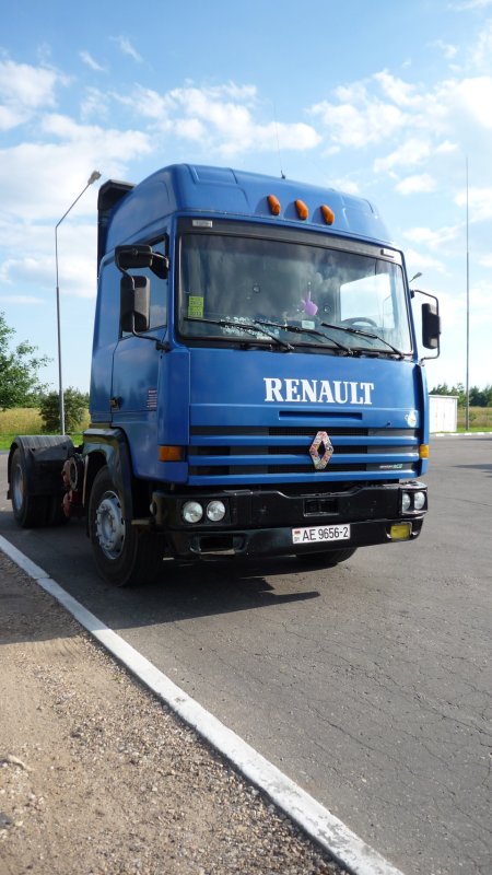 Renault r385
