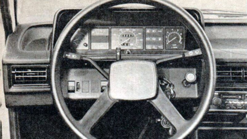Renault 5 Interior