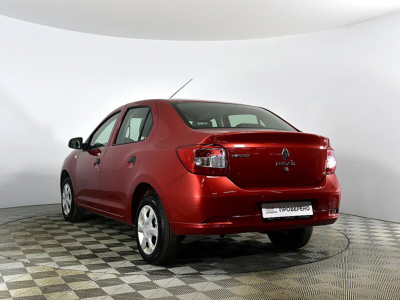 Renault Logan SR красный