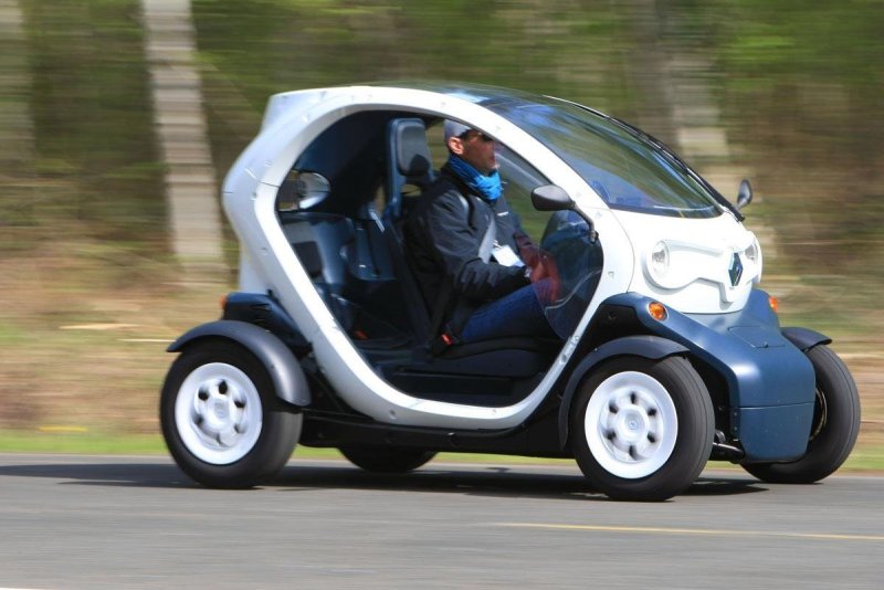Renault Twizy delivery