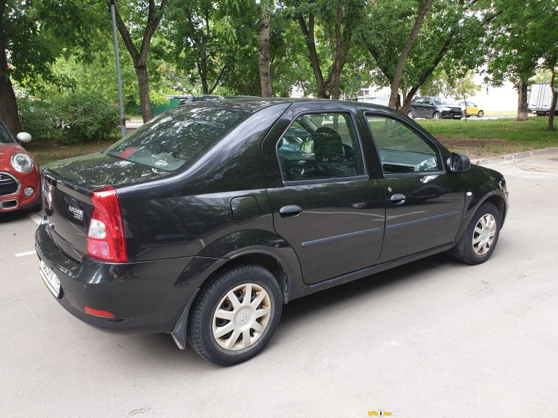 Renault Logan 2012