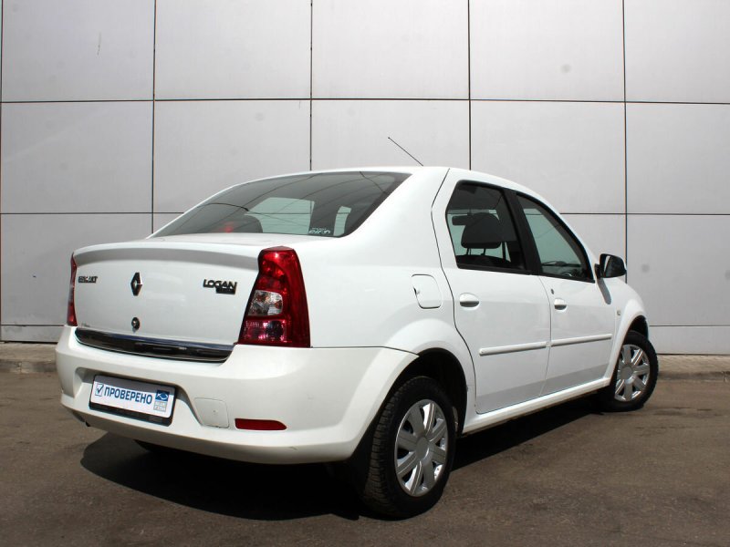 Renault Logan 2012 1.6