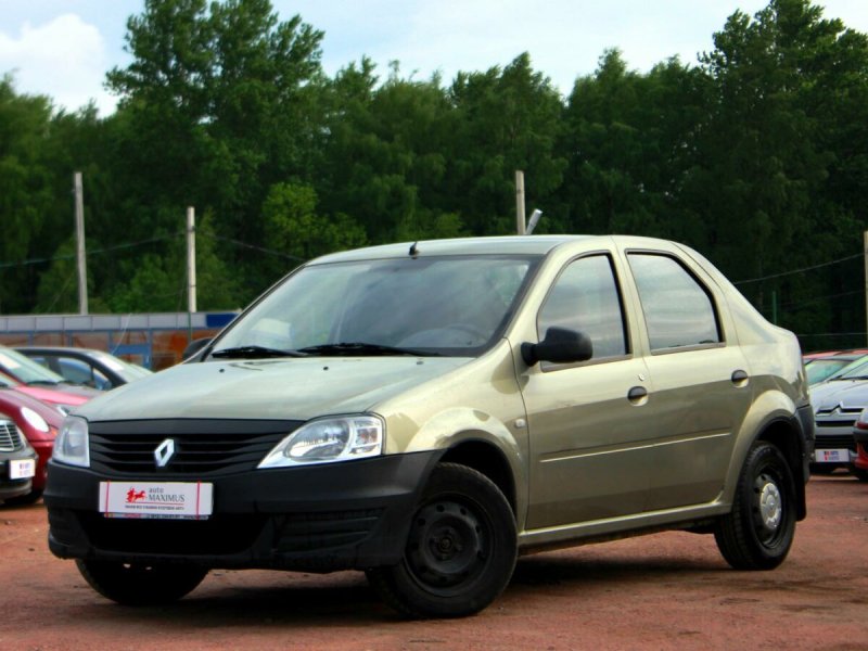 Renault Logan 2012 года