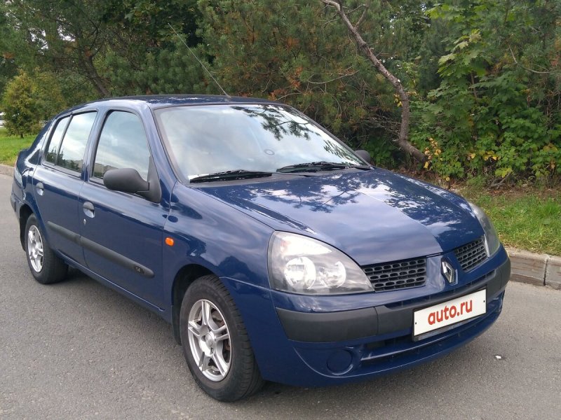 Renault symbol 2003