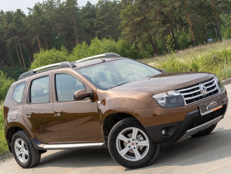 Renault Duster 2017 коричневый