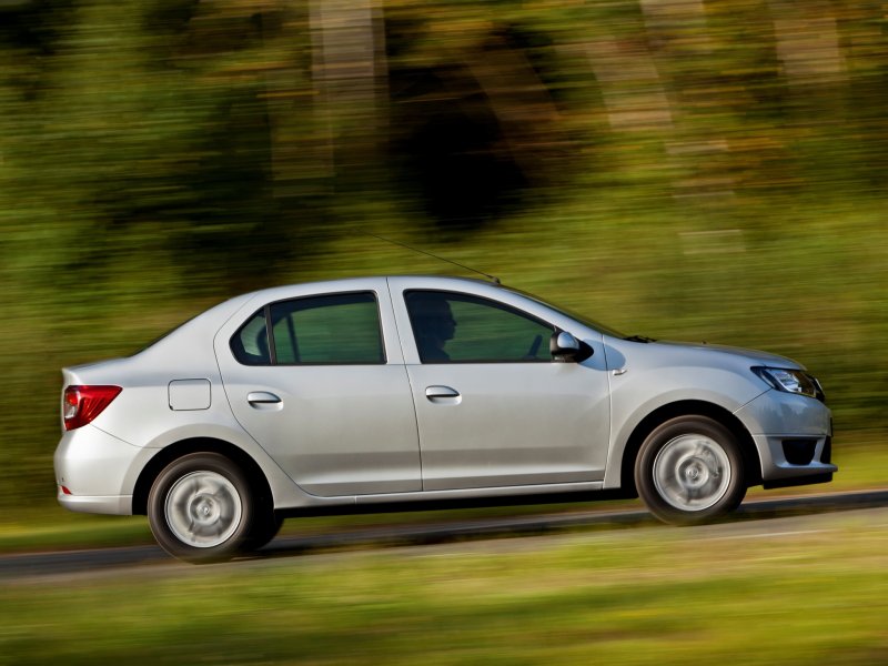 Renault Logan II 2013