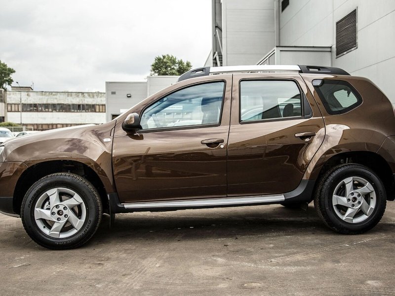 Renault Duster 2015 коричневый