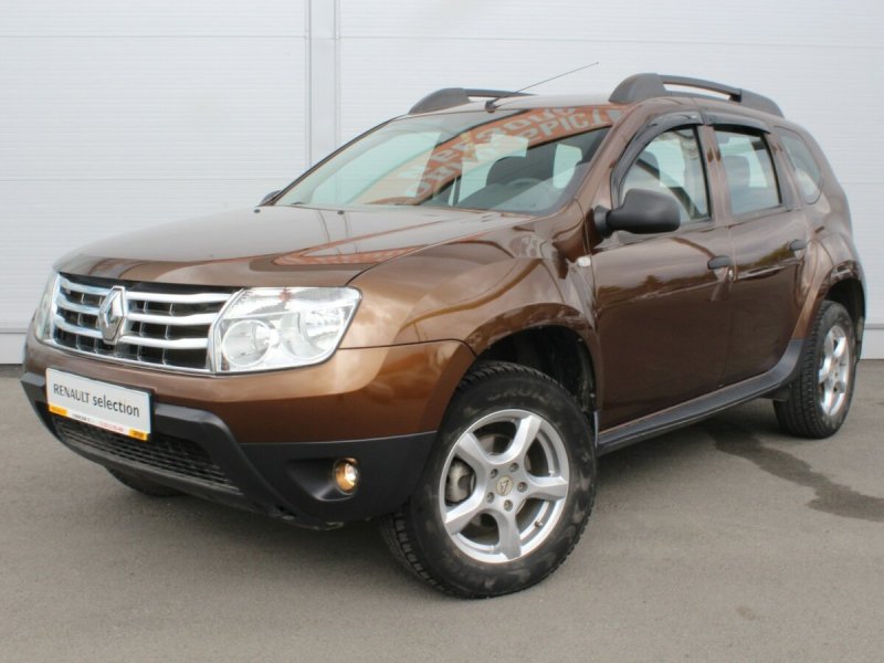 Renault Duster 2015 цвет коричневый