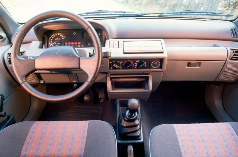 Renault 25 Baccara Interior